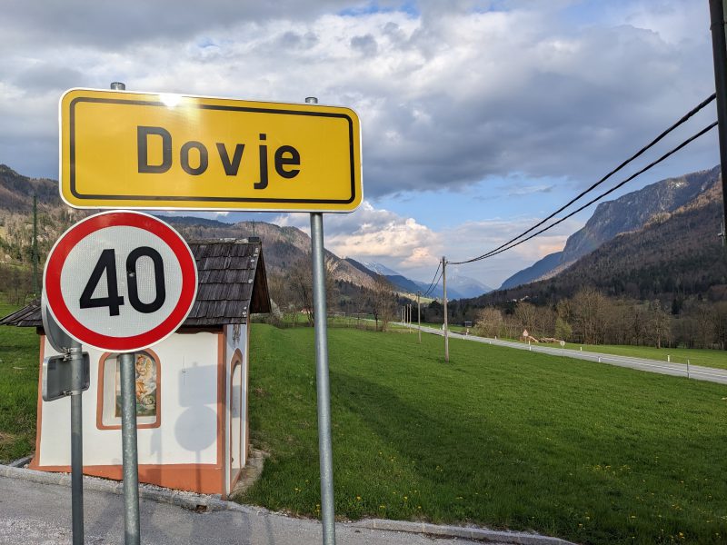 Het dorpje Dovje in Slovenië